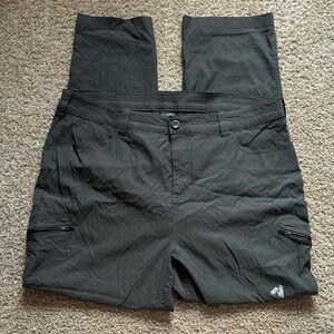 Women’s Eddie Bauer size 20 first ascent cargo pants